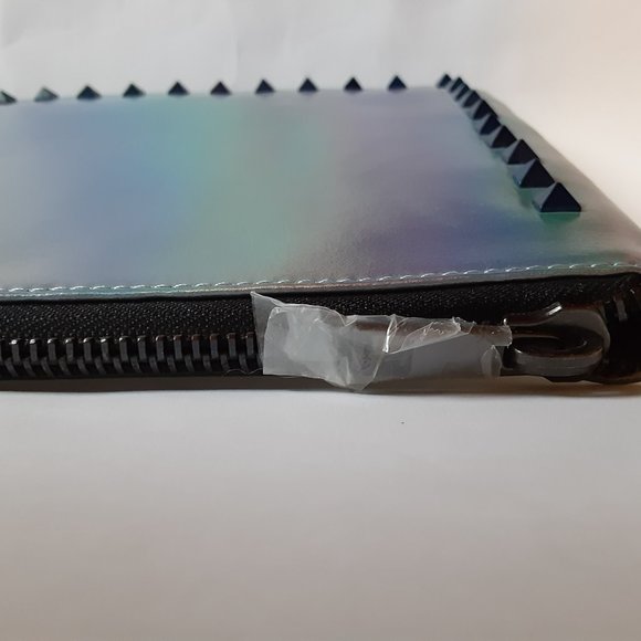 Holographic Tablet Case by Mohzy, Brand new, zippered, fully lined with pockets - Picture 3 of 14